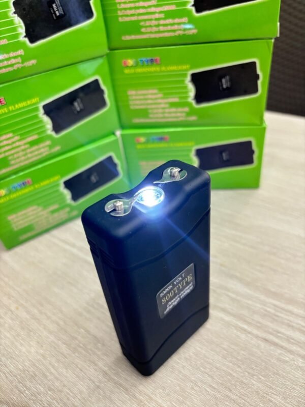 TASER CON LINTERNA 800TYPE